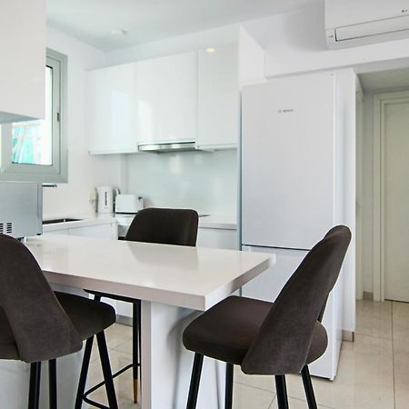 Phaedrus Living - Seaside Executive Flat Harbour 208 Lejlighed Paphos Eksteriør billede